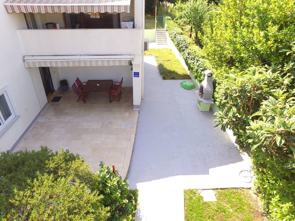 Apartment Mar Pjescana Uvala Ngoại thất bức ảnh