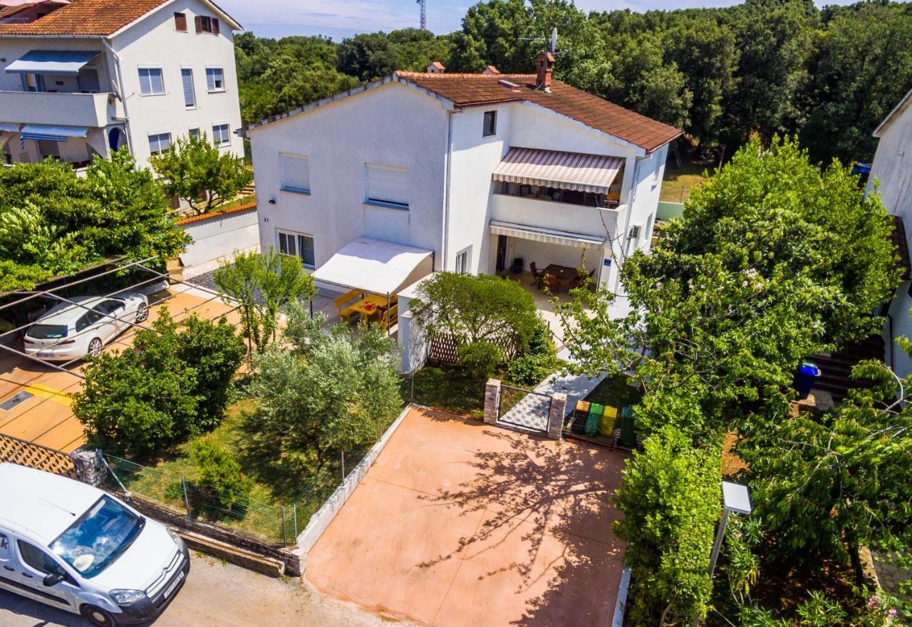 Apartment Mar Pjescana Uvala Ngoại thất bức ảnh